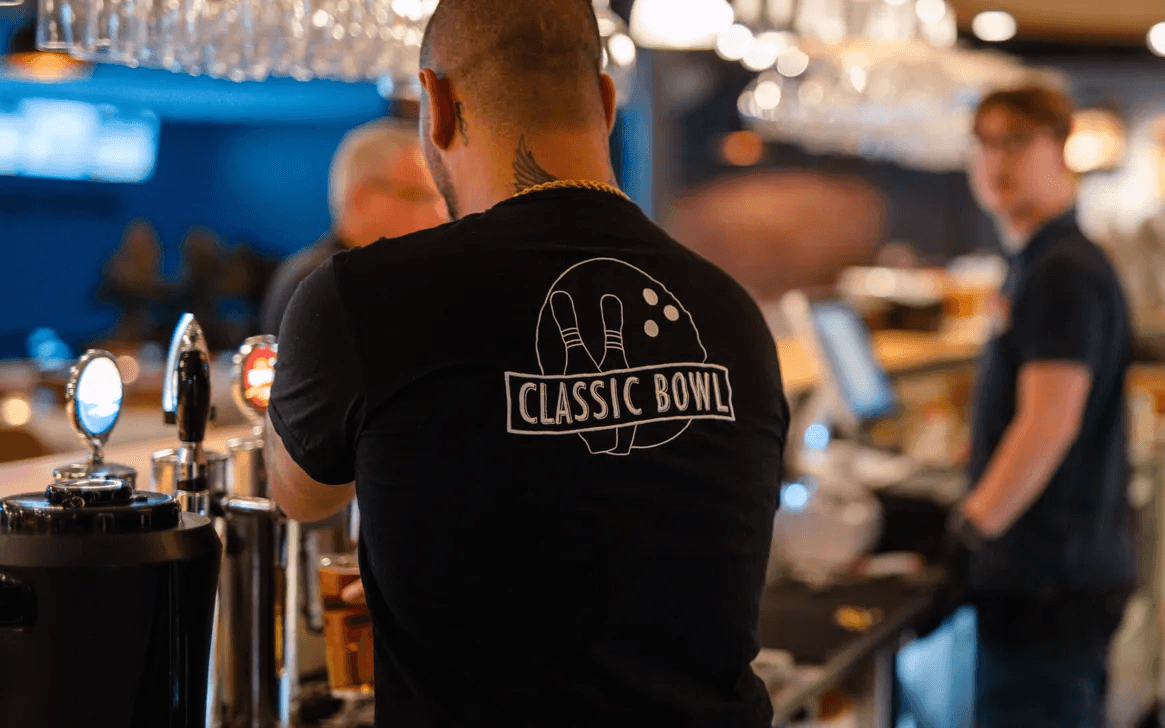 Äta & dricka på Classic Bowl